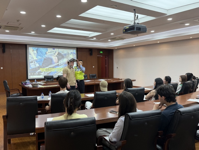 多元汇聚新能量 海纳百川绽新彩——国际教育学院举行2025级国际学生开学典礼暨入学教育 多元汇聚新能量 海纳百川绽新彩——国际教育学院举行2025级国际学生开学典礼暨入学教育